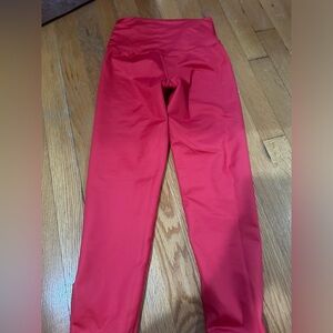 Arie high shine chilly red leggings
